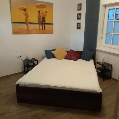 Stylisches Innenstadtappartement דירה *